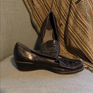 A2 Black Women's Wedge Shoes with croc accent